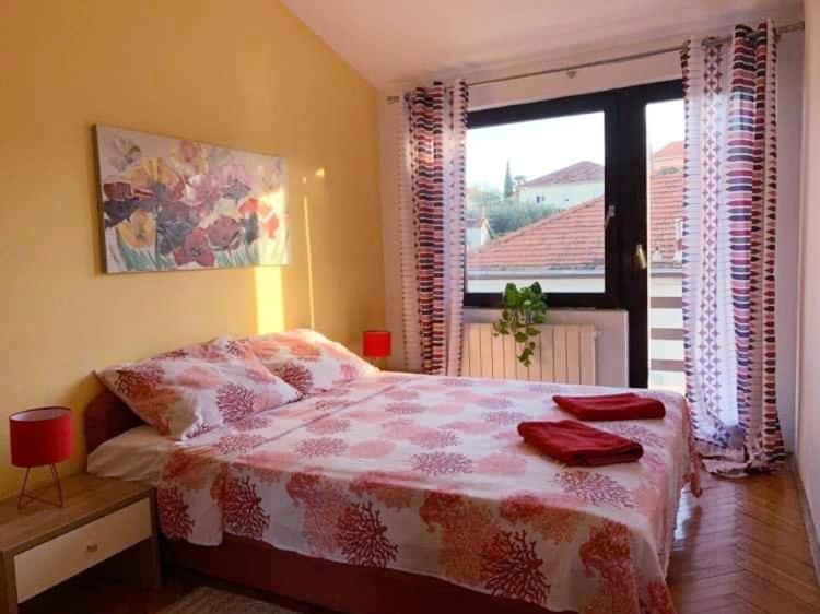 Fresh Apartments Dar Orlic Trogir Exterior photo